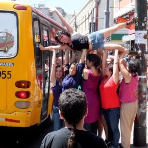 Un organismo / Intervención Urbana